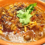 SEN YO - 牛ハラミの火鍋風土鍋煮込み