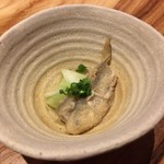 酒と蕎麦 まき野 - お通し メヒカリの南蛮漬け