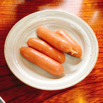 Hitsuji No Koya - 食べ放題のウインナー