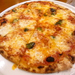 イゾラ フェリーチェ - ピザ