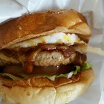 ハンバーガーショップ ロクモンセン - ぎゅっと押していただきました