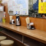 とんかつ小田保 - 内観写真