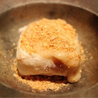 じき 宮ざわ - 名物「焼胡麻豆腐」