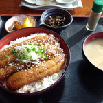 海鮮料理の店　岩沢 - イワシ蒲焼丼