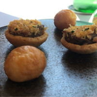 フィリップ・ミル 東京 - 牛テールを乗せたタルトの口溶けが抜群。牛テールの煮込みは綺麗な味にかける。フォン取り用かな。