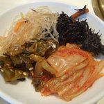 ぱっぷHOUSE - ビュッフェのキムチ、ひじきの煮物、高菜、春雨サラダ