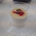 レストラン ペタル ドゥ サクラ - バラの風味のフロマンジェ（2017.4）