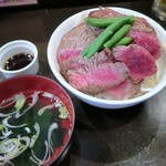 TOKYO ステーキ丼 ガブス - ランチはスープつき