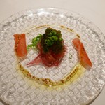 リストランテ サクラ - マグロのタルタル 海藻のジュレ添え