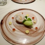 リストランテ サクラ - ホワイトチョコのケーキとピスタチオのアイス