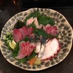 魚料理を食べて蕎麦で〆る店 高木 - お刺身盛り合わせ（２人前）