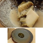 鮨 さかい - ＊鮑は柔らかいですし、肝ソースをつけるとまた美味しい。