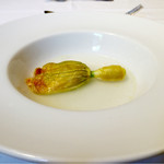 ウシマル - 遠目だと何かよく分からない〜