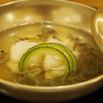 乃り英 - 椀：鱧と蓴菜