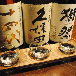 厳選されたお酒を楽しめる。