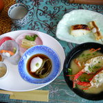 アジアン港宿　遊海月 - 朝の伊勢海老の味噌汁