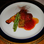 アジアン港宿　遊海月 - 子牛の香草焼き