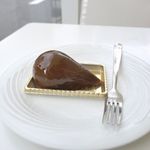 フランス菓子 パティシエ ショコラティエ イナムラショウゾウ - 「涙のしずく」550円を注文しました。