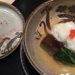 祇園 にしかわ - はもと、麩と、ほうれん草。鱧の上は梅肉