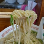 長浜ラーメン長浜一番 - 麺リフト！