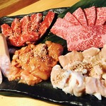 Kaisen Yakiniku Aburiya En - 焼肉盛り合わせ