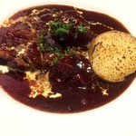 ガルニ - 牛ほほ肉と牛バラと牛ひき肉のガルニ風煮込み～じゃがいものロースト添え