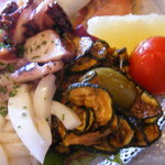 SAKURAGUMI - ズッキーニ素揚げ、トマト