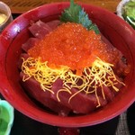 YOSHI KYU - 本マグロイクラのせ丼