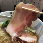 自家製麺 麺や ひなた - 焼アゴの冷やし醤油そば(800円)