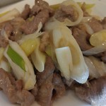 羊香味坊 - ラム肉と長葱塩炒め