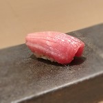 すゝき野 鮨金 - 鮪中トロ