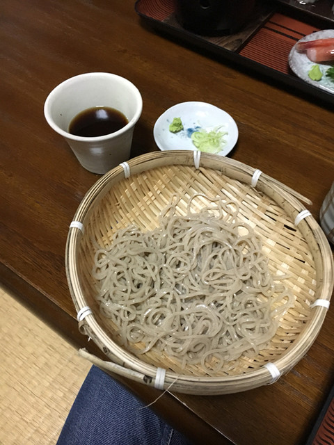 地元の推し蕎麦 : 二本柳旅館の写真