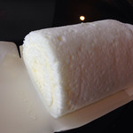 白い恋人パーク  - 白いロールケーキ