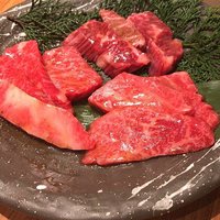 神戸牛焼肉 石田屋。Hanareの上 - 