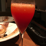 finanshe - 苺と晩柑のシャンパンカクテル