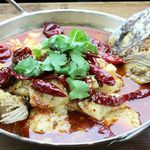兆奎餃子 - 魚と野菜の激辛煮込み
