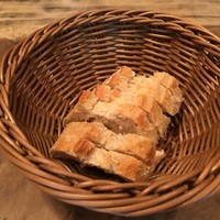 イノーヴェ - バゲットは食べ放題