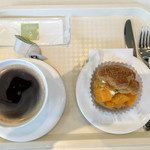 カフェ・ディ・フェスタ - マンゴーシュークリーム、アメリカンコーヒーの空中写真 2016/06/10