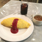 オムライス 960円