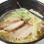 らーめん大地 - しおラーメン