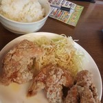 山小屋 - セットメニュー唐揚げ、ごはん