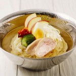 Gyuubeesouanseibushibuyatengyuubei - 牛スープとコシのある麺が人気。