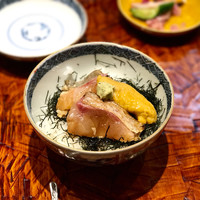 う越貞 - ノドグロ雲丹丼