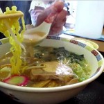 アモール ムツミ - 麺は西山っぽいなぁ