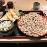 味奈登庵 - つけ天そば、大盛り♡