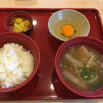 Joi Furu - 豚汁朝食 選べる小鉢 生たまご
                        ２０１７年６月１日実食