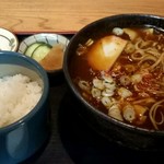 利久 - カレー南蛮そばに小ライスをつけました