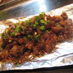 Monja Okonomiyaki No Mise Teppan Dainingu Okonomiya - 但馬牛の牛スジコン炒め