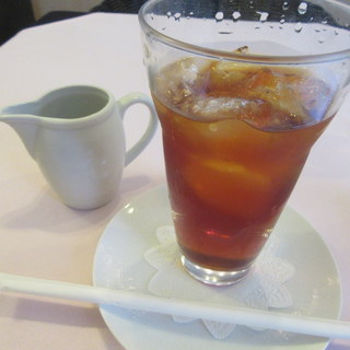 サロンド・テ・リュポエム_0