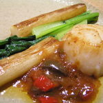 レストラン メルキュール - 帆立貝＆白アスパラガス⇐温製ヴィネグレットソース